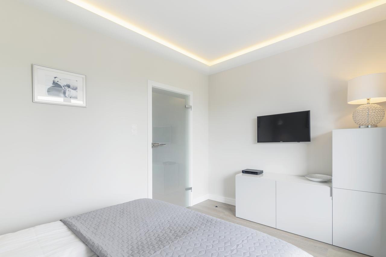 Luxury Apartments - Okrzei Residence By Grand Apartments Сопот Экстерьер фото